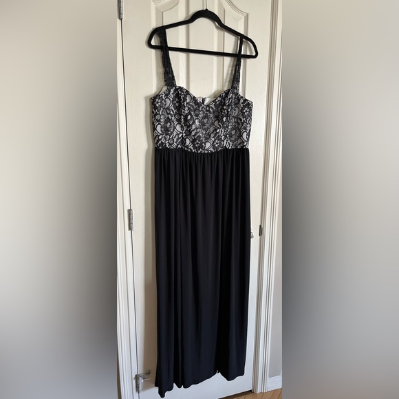 ASOS Maxi Dress with lace bodice Size 14 - Picture 1 of 3